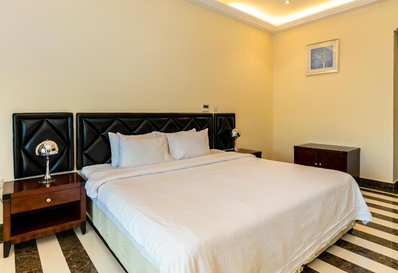 Royal Mirage Hotel Доха Екстериор снимка